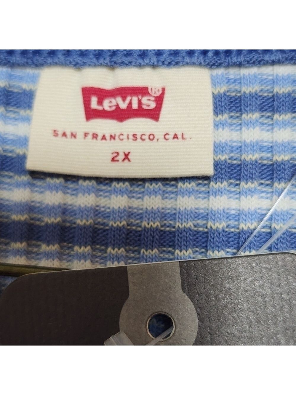 Levi's long sleeve ribbed knit striped top color light blue size 2X - Picture 6 of 6
